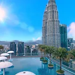 Sky Suites Klcc